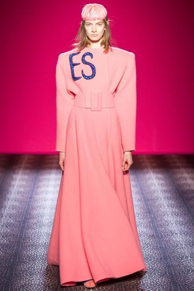 Look 5